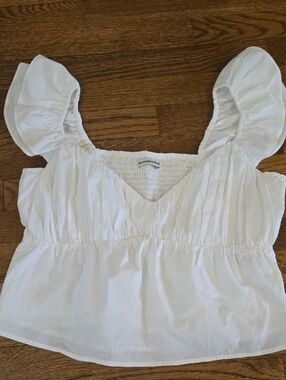 Abercrombie & Fitch Smocked White Ruffle Sleeveless Crop Top Size L